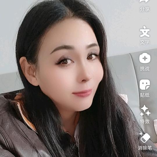 吃糖都不甜的年纪