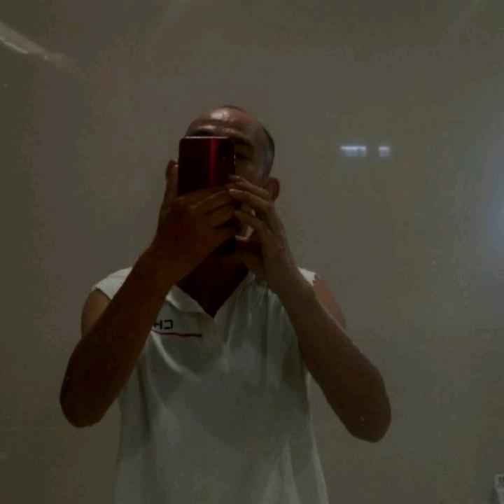 约 爱