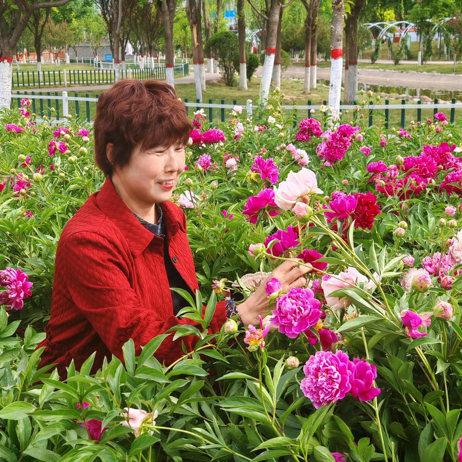 幸福快乐！李芳联