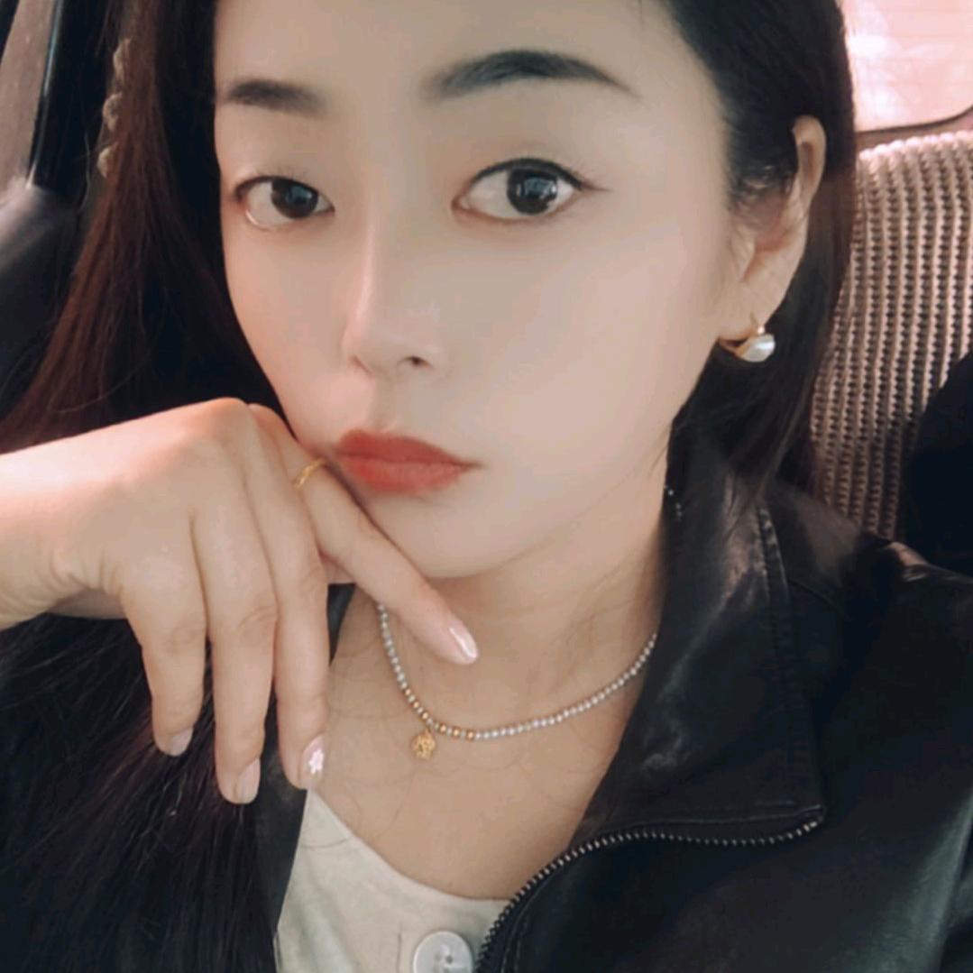 蝴蝶飞^O^🍷