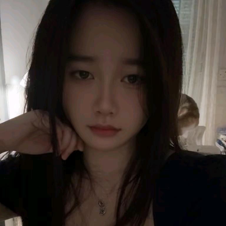栋栋