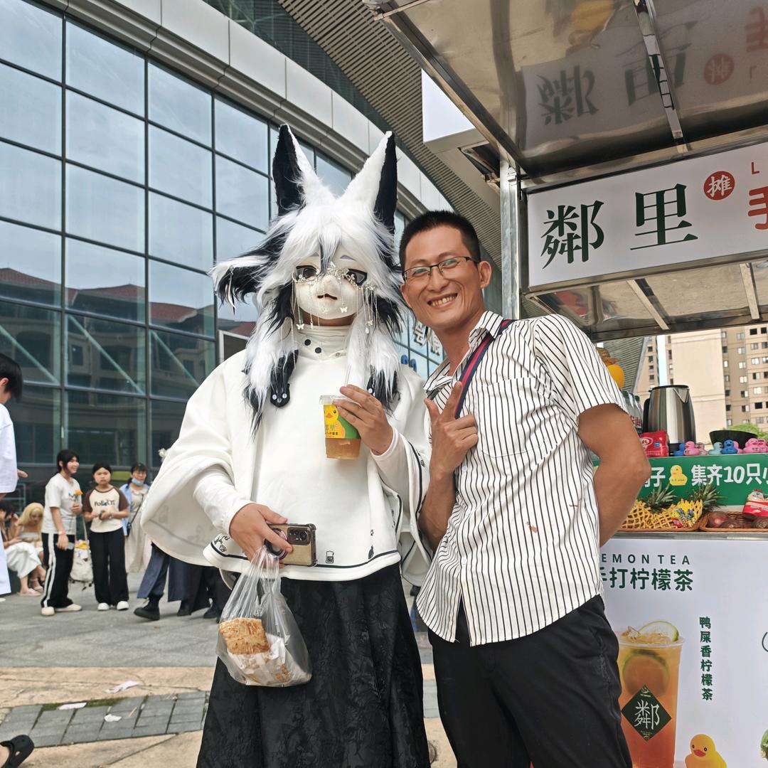 鄰里手打柠檬茶