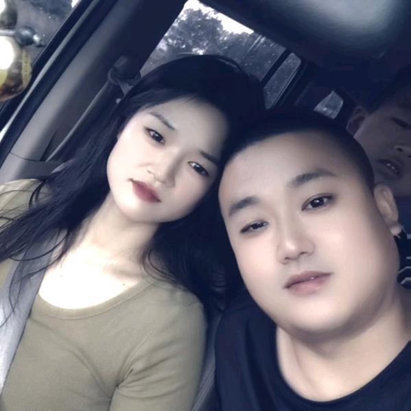 骑牛追金玲