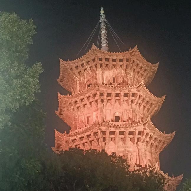 纵然情深。奈何缘浅