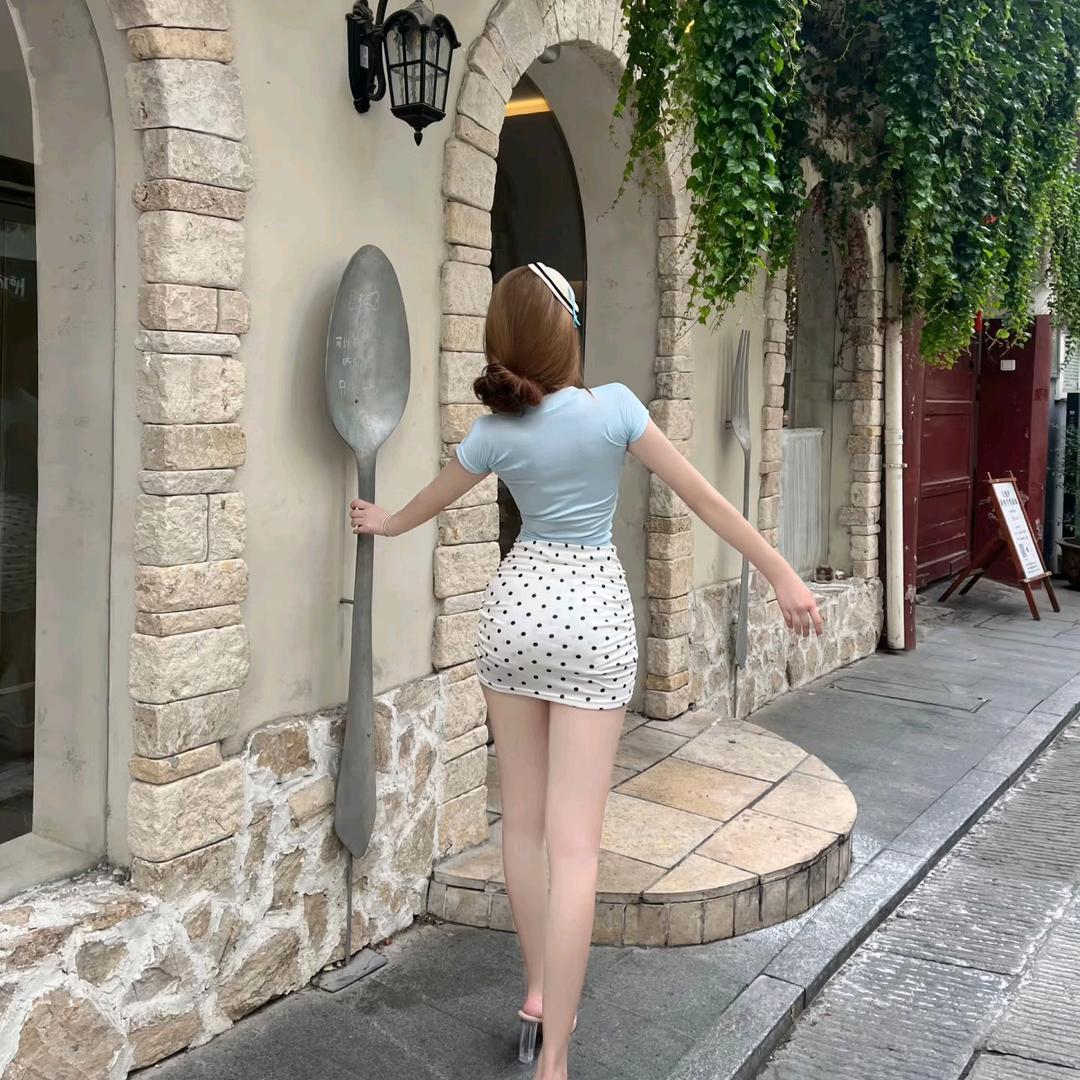 忧忧女装