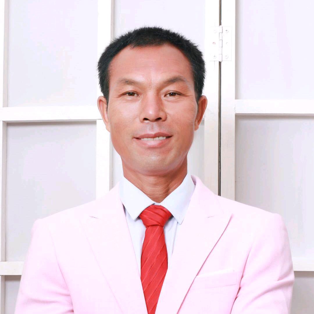 老头进村