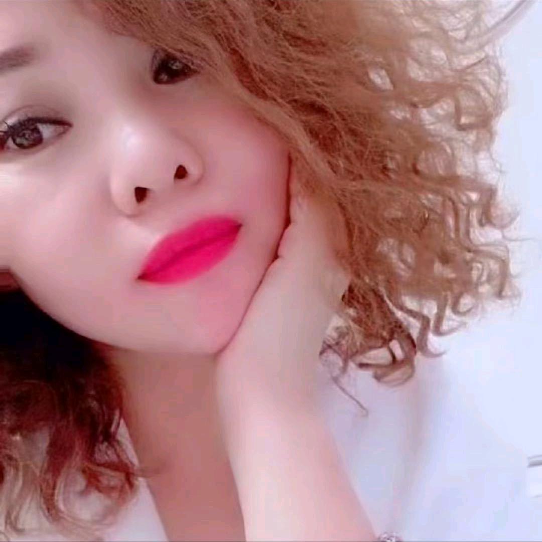 菊姐大码女装服饰欧赛雅文龙之梦店