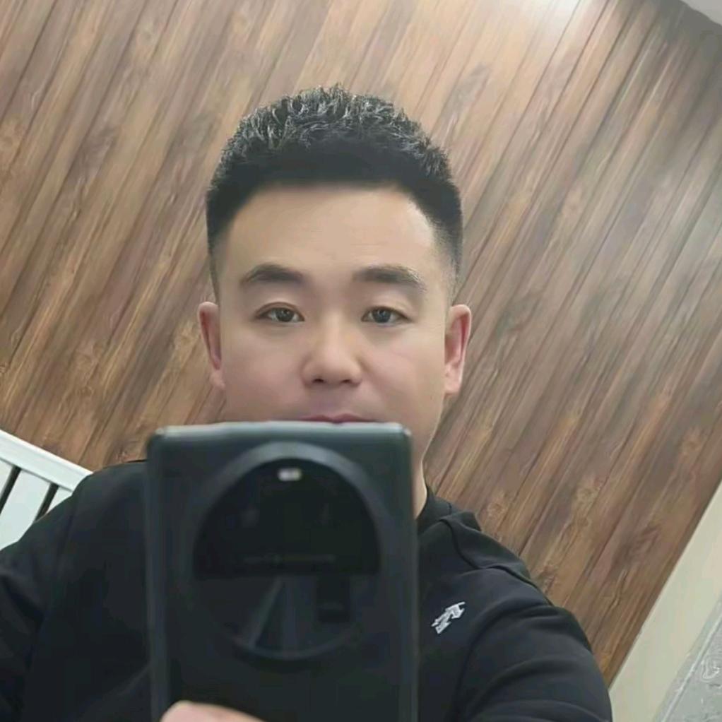 侯厂长（一个人）