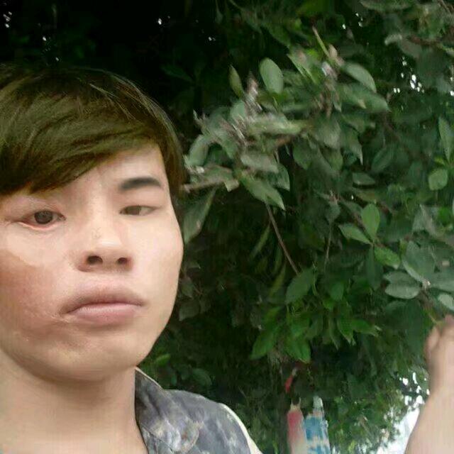 工地小谭哥