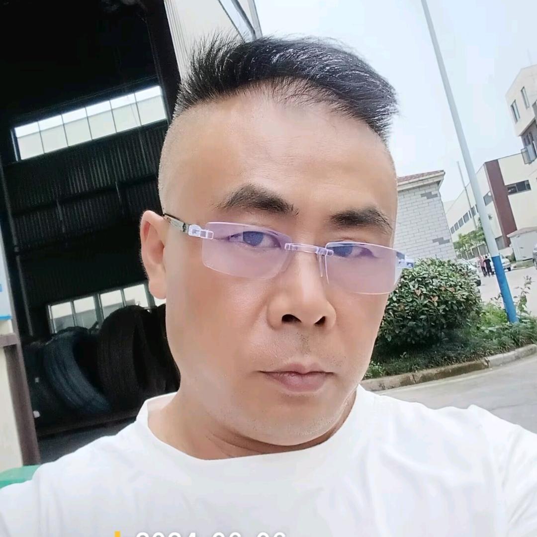 唐艺歌