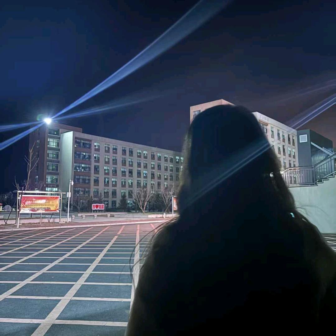 鼠鼠得吃潮玩馆