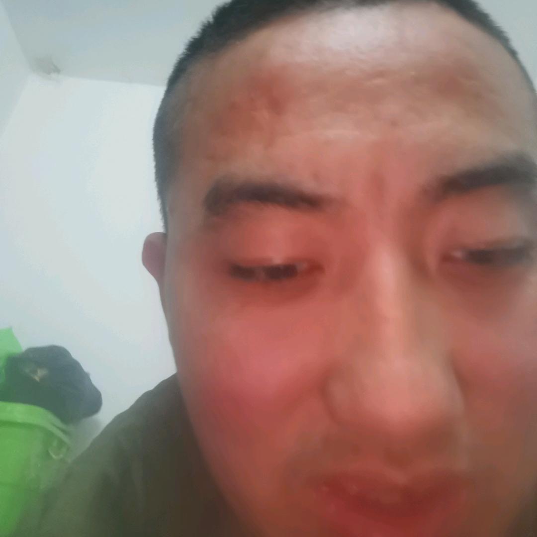 肖港丹丹