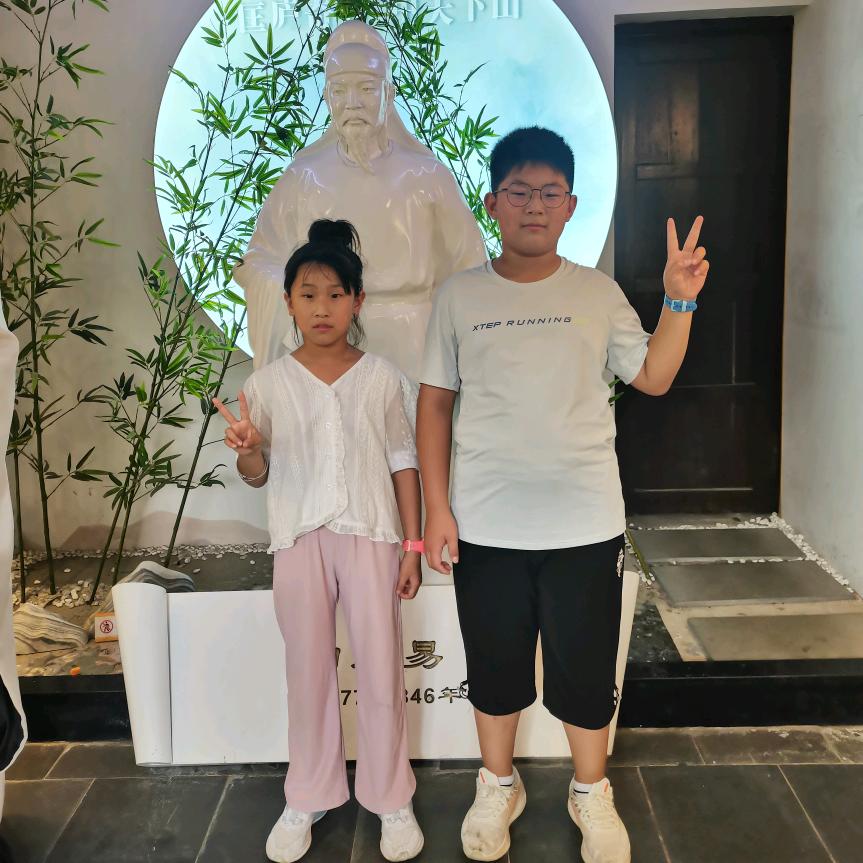 🌺捧在🌸张心🌺