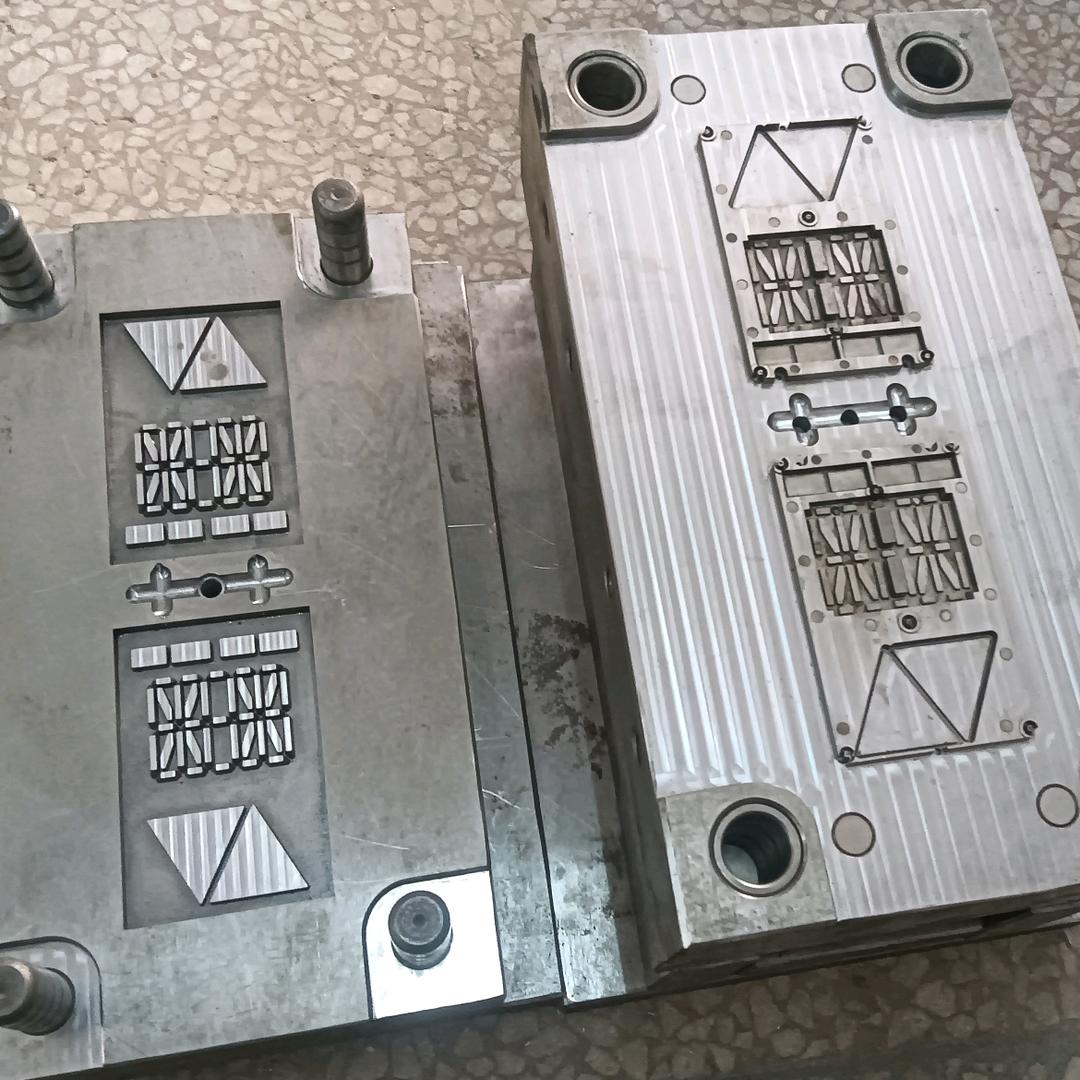模具制作     注塑加工