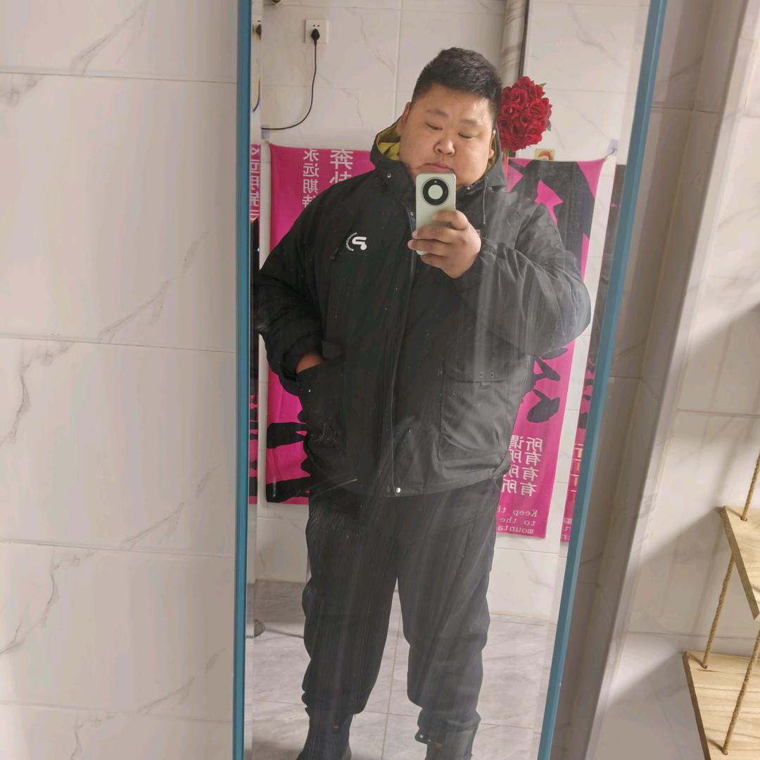 嫩江大胖搭车烤车救援