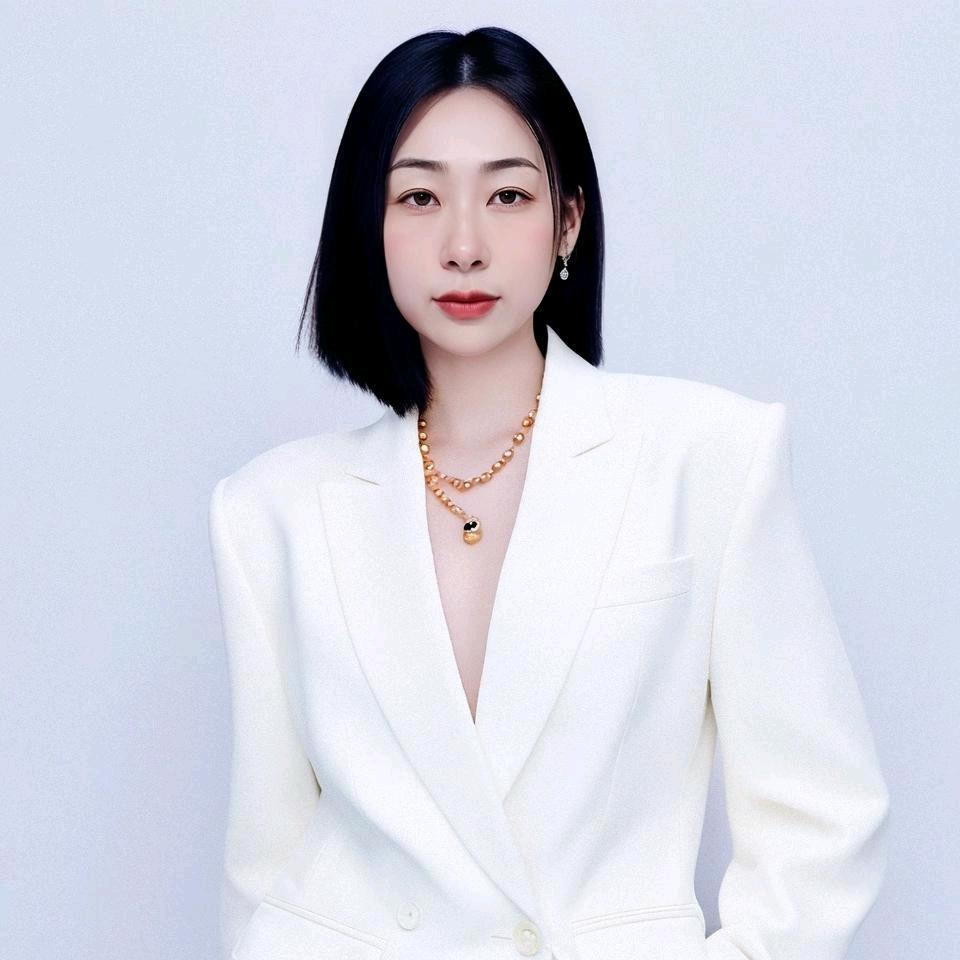 美业晴子