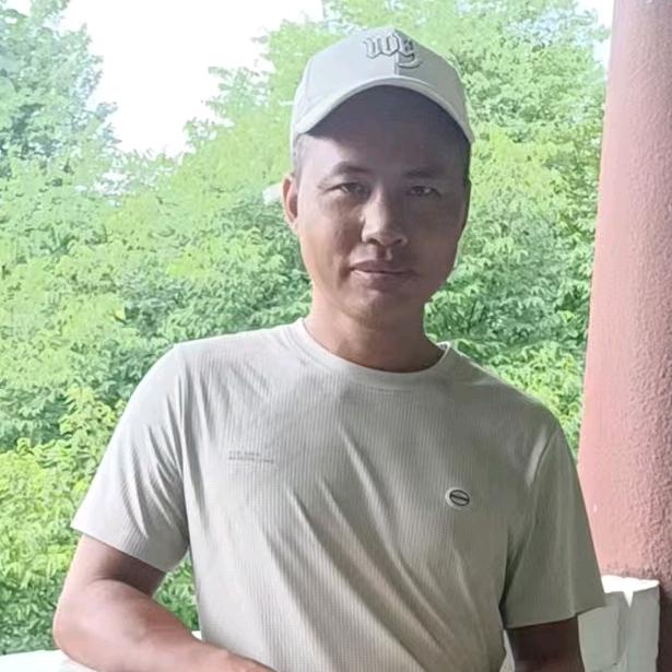 沉默不语