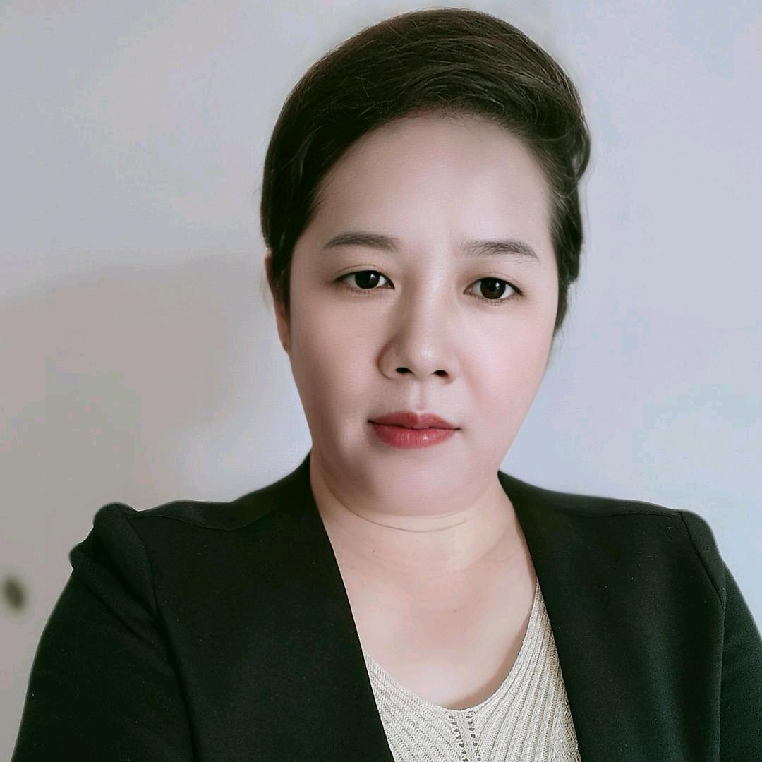 艳阳