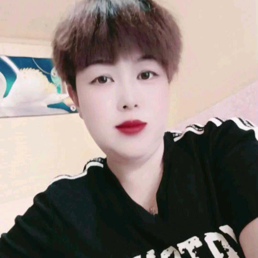 我是你牵挂的人。
