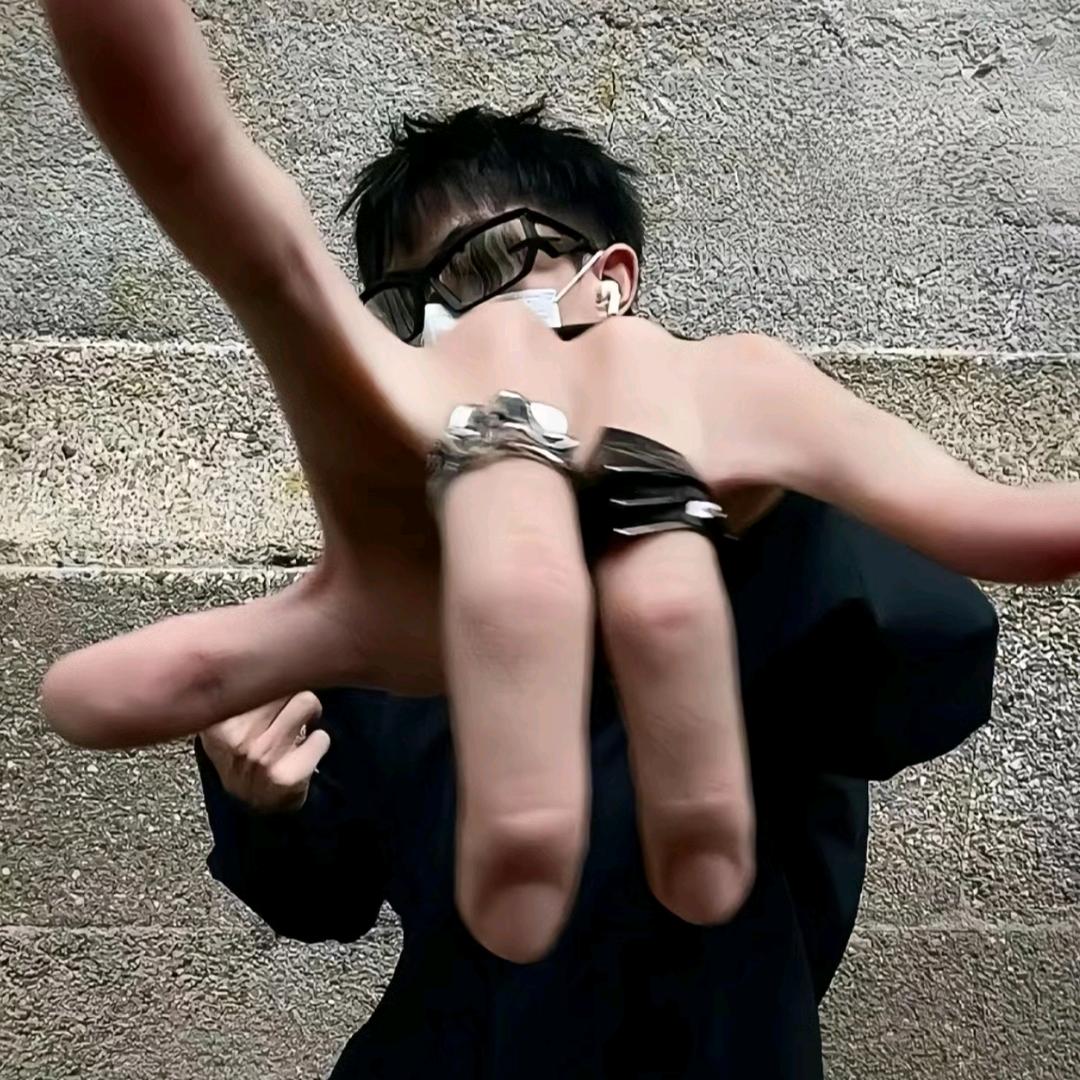 南少.