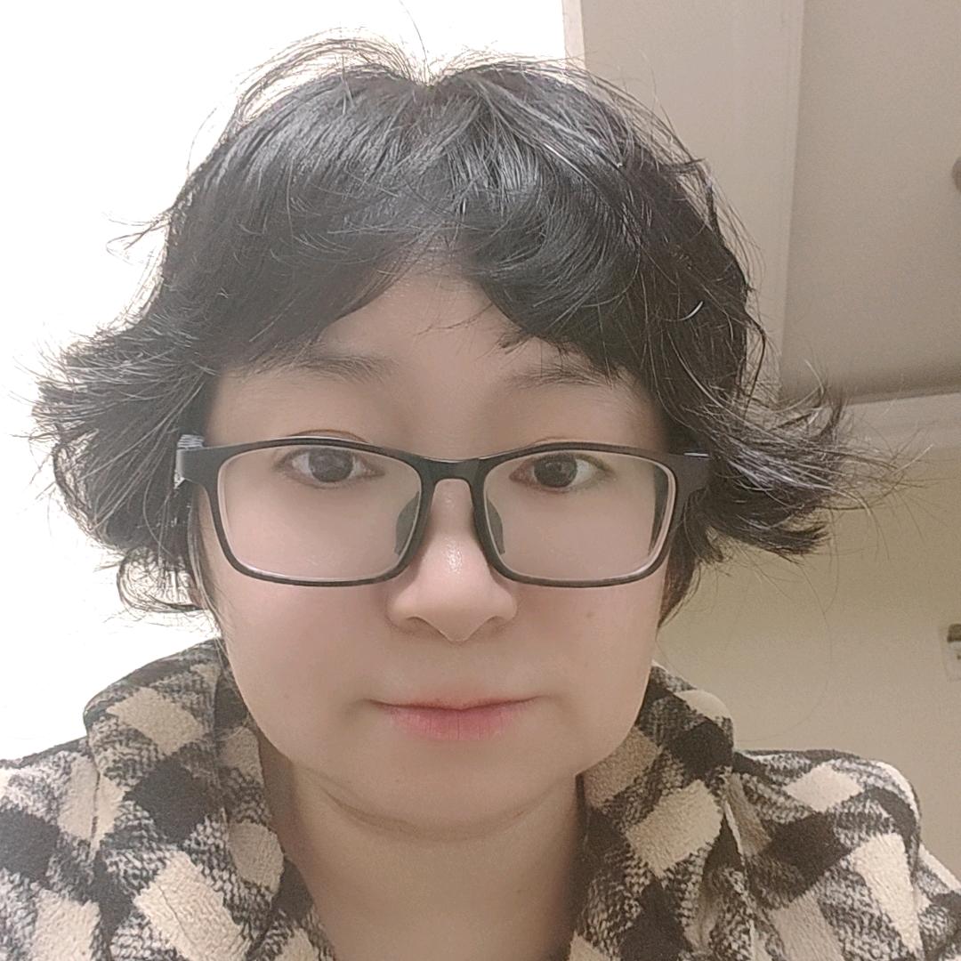 中年阿姨自学英语