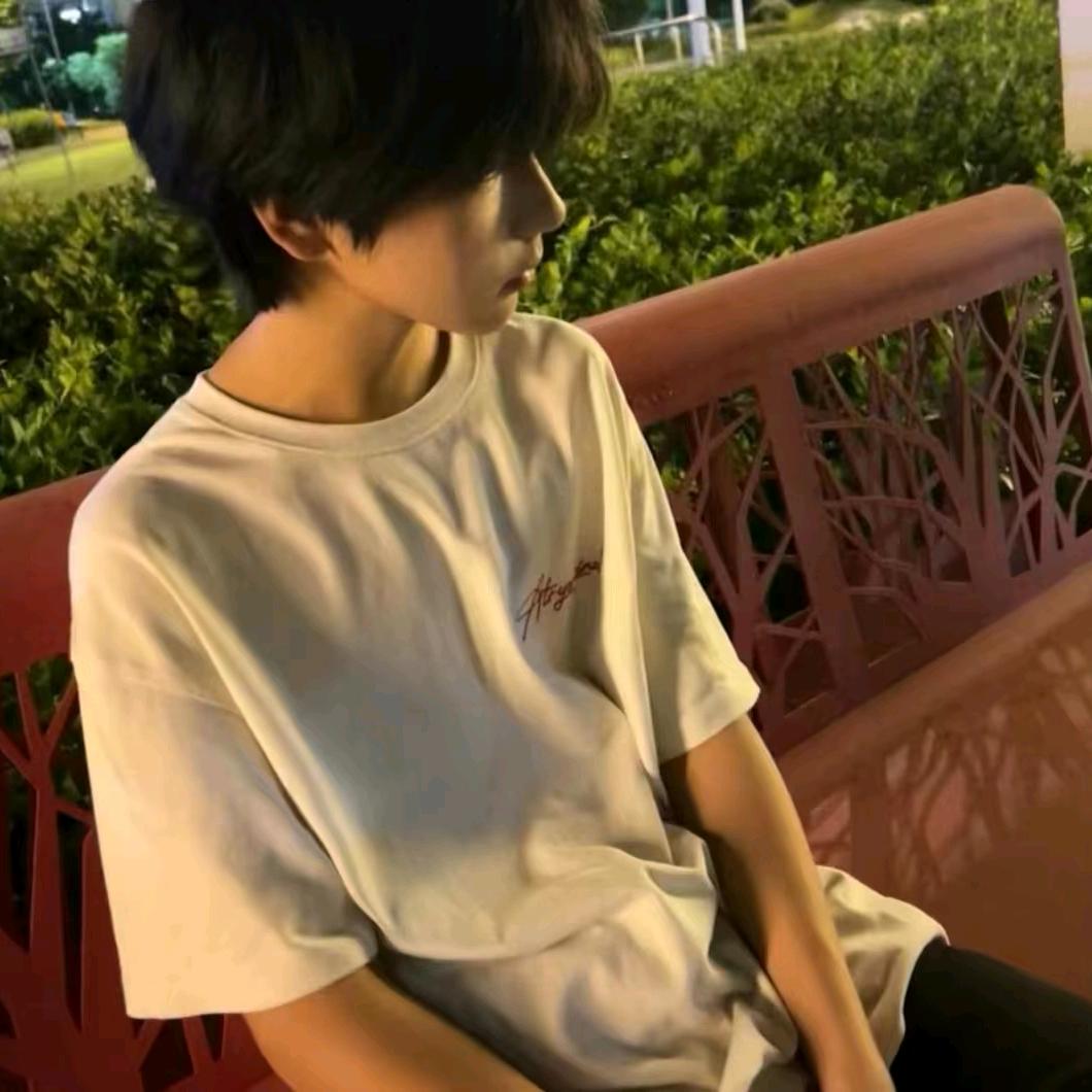 E/
