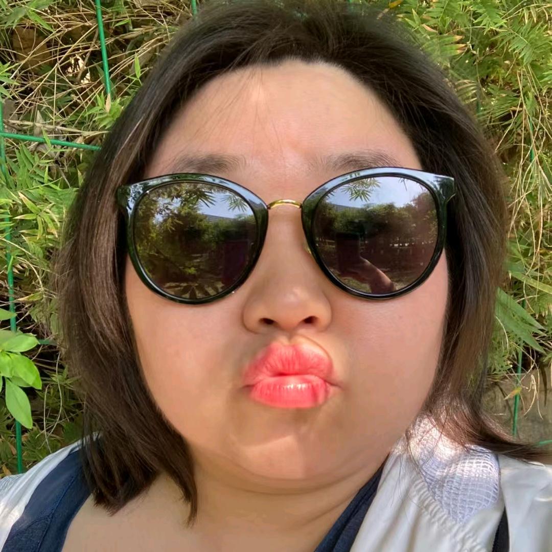 喜欢时候叫我小北鼻，分手了叫我老斑鸠