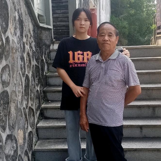 坡文27号头像