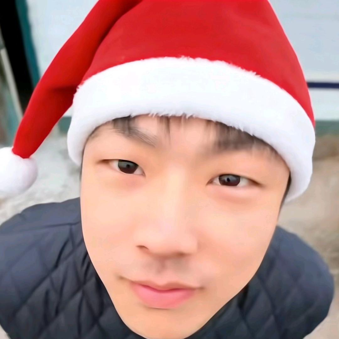 菇菇老师（香瓜电竞）