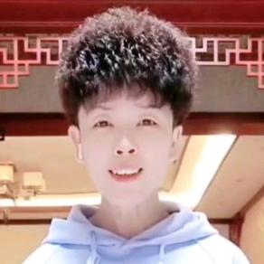 孤夜阑珊（回赞不回关）