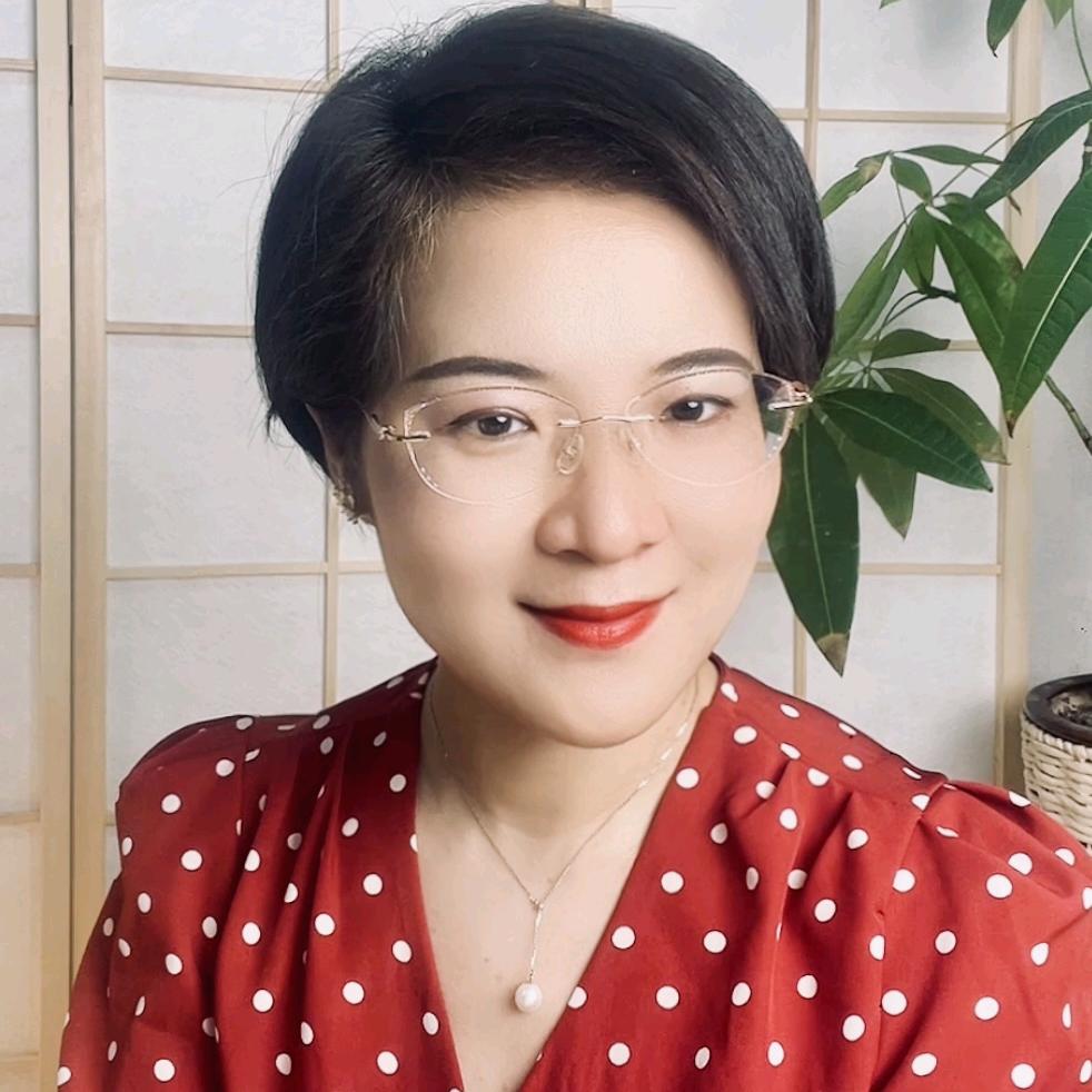 慕琳
