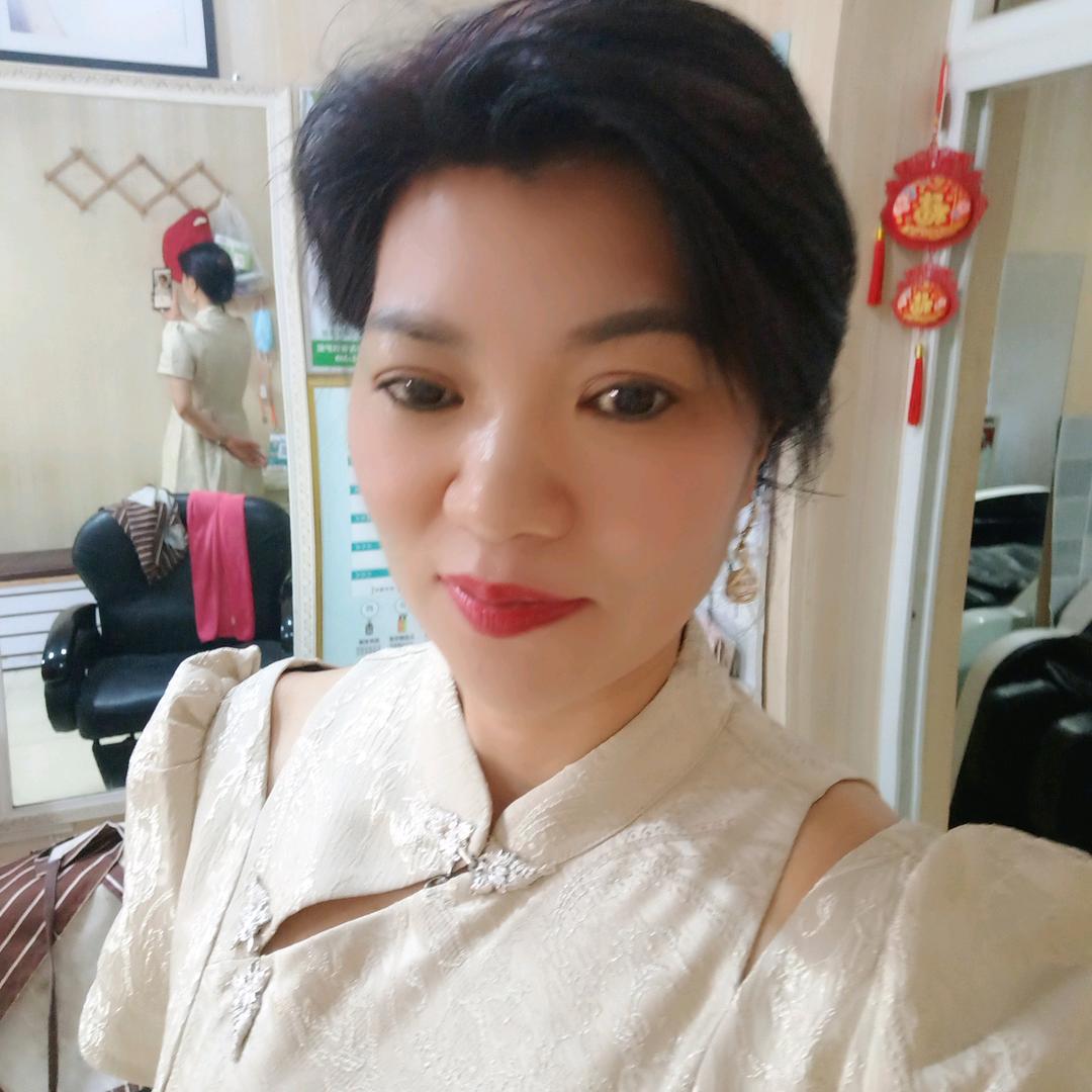 伊树桦炜阁发艺设计官方号