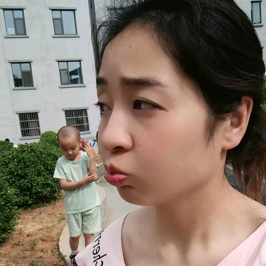 💞🕊️浅浅᭄ꦿ꯭一笑💞