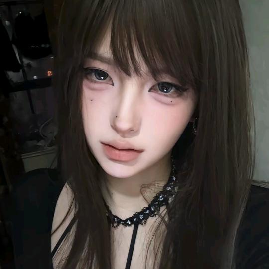 桑葚想扇爆你的脸 ₍˄·͈༝·͈˄*₎◞