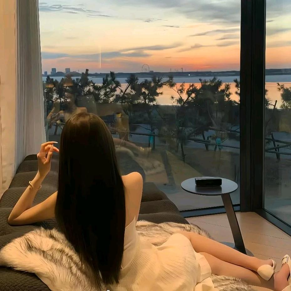 摆烂小鱼