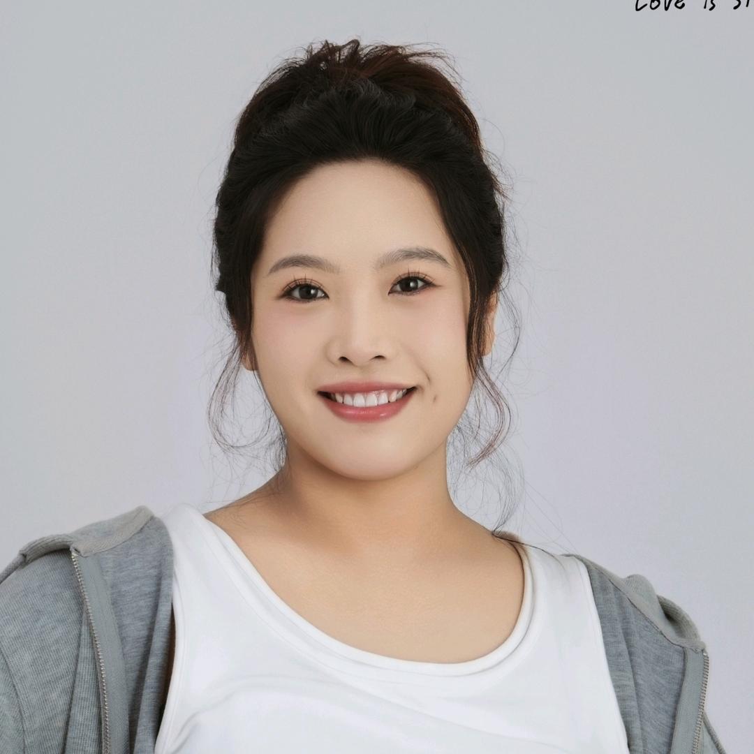 米尔乐美术曹老师