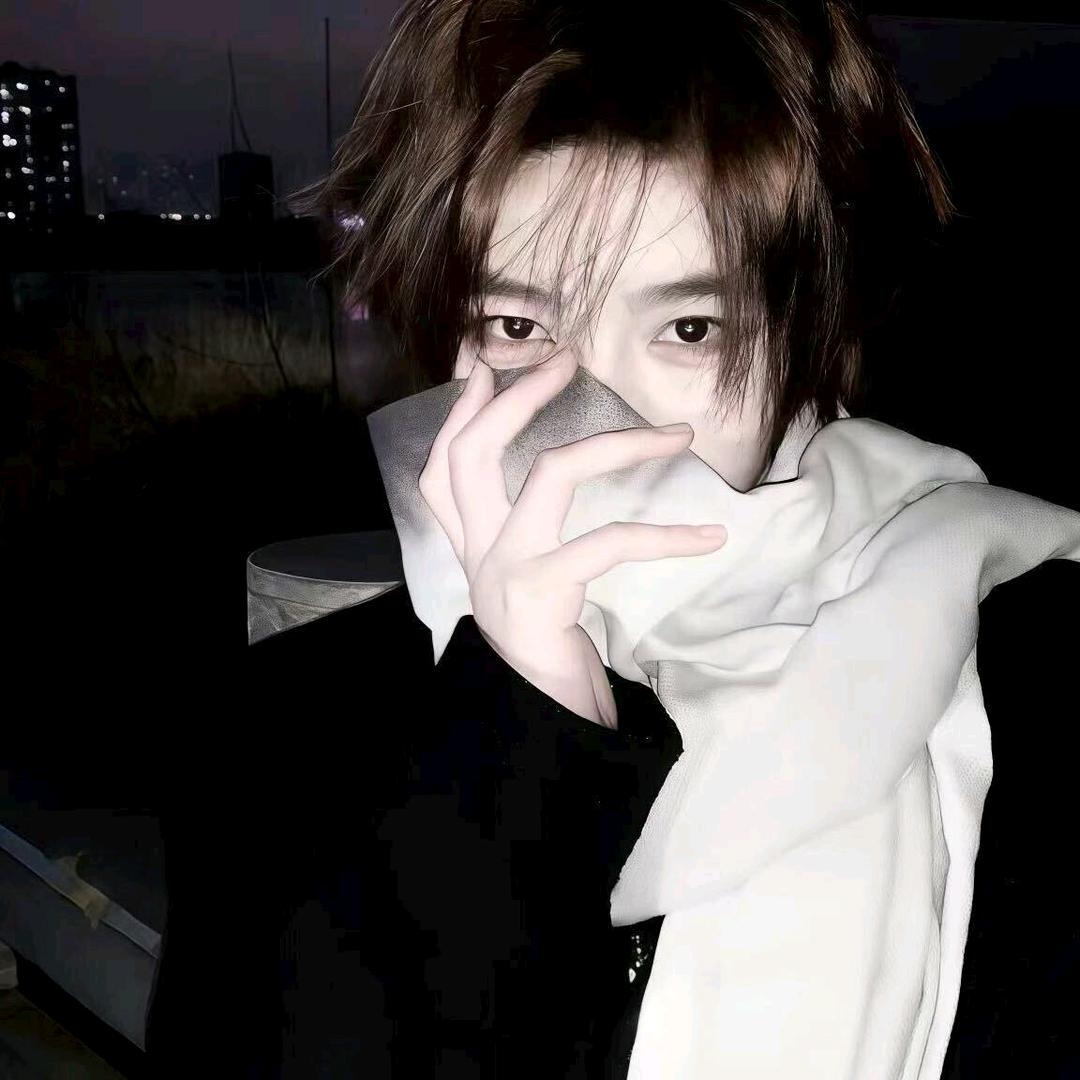 忘彦嫣。