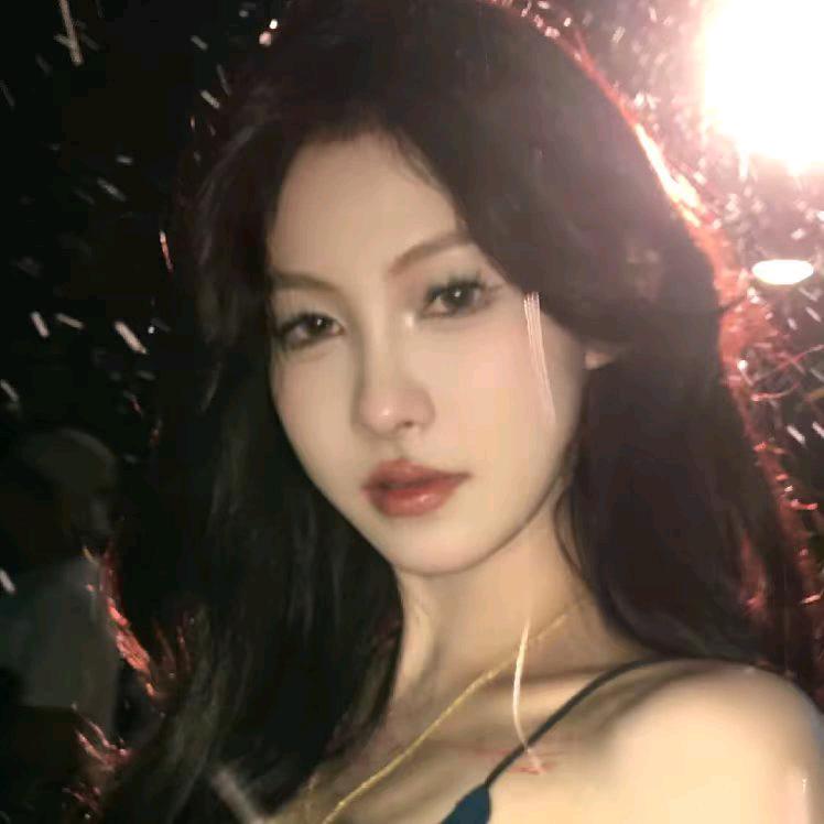 小猫爱吃鱼喵