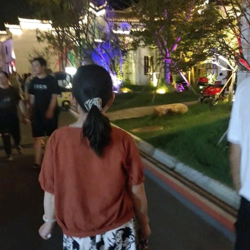 敏姐，大家好。