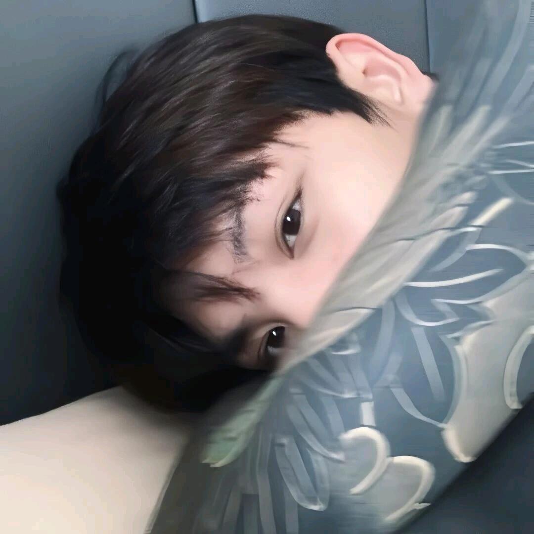 @一男的没素质