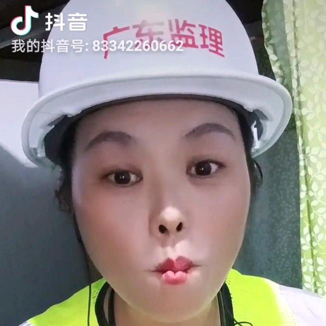 云南农村小辣椒爱唱山歌逗小帅哥玩😀😀