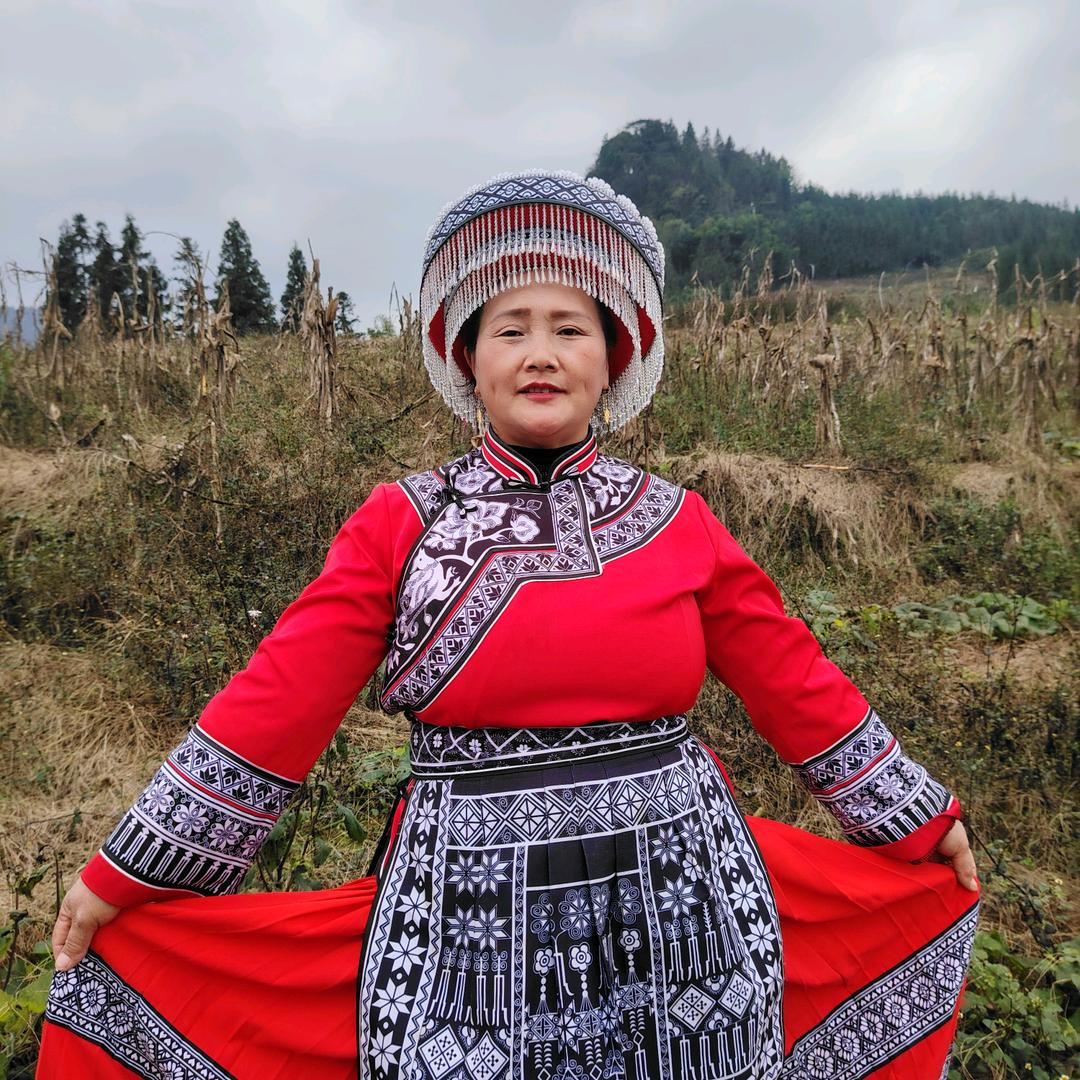 果农杨三姐