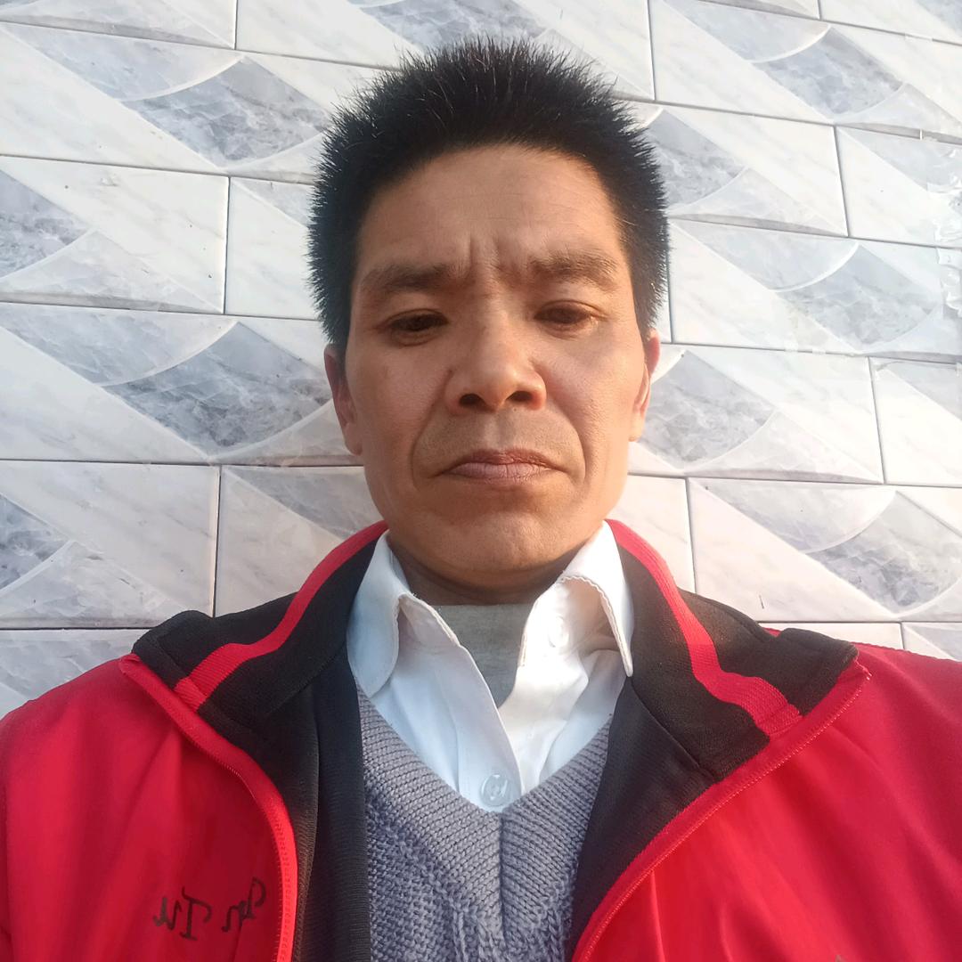 一路平安哥聊天主播