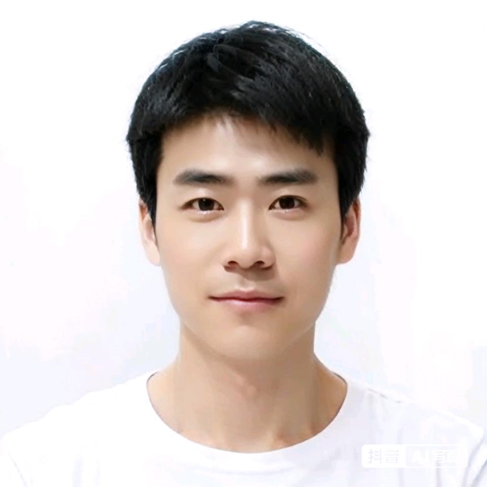 王 兴