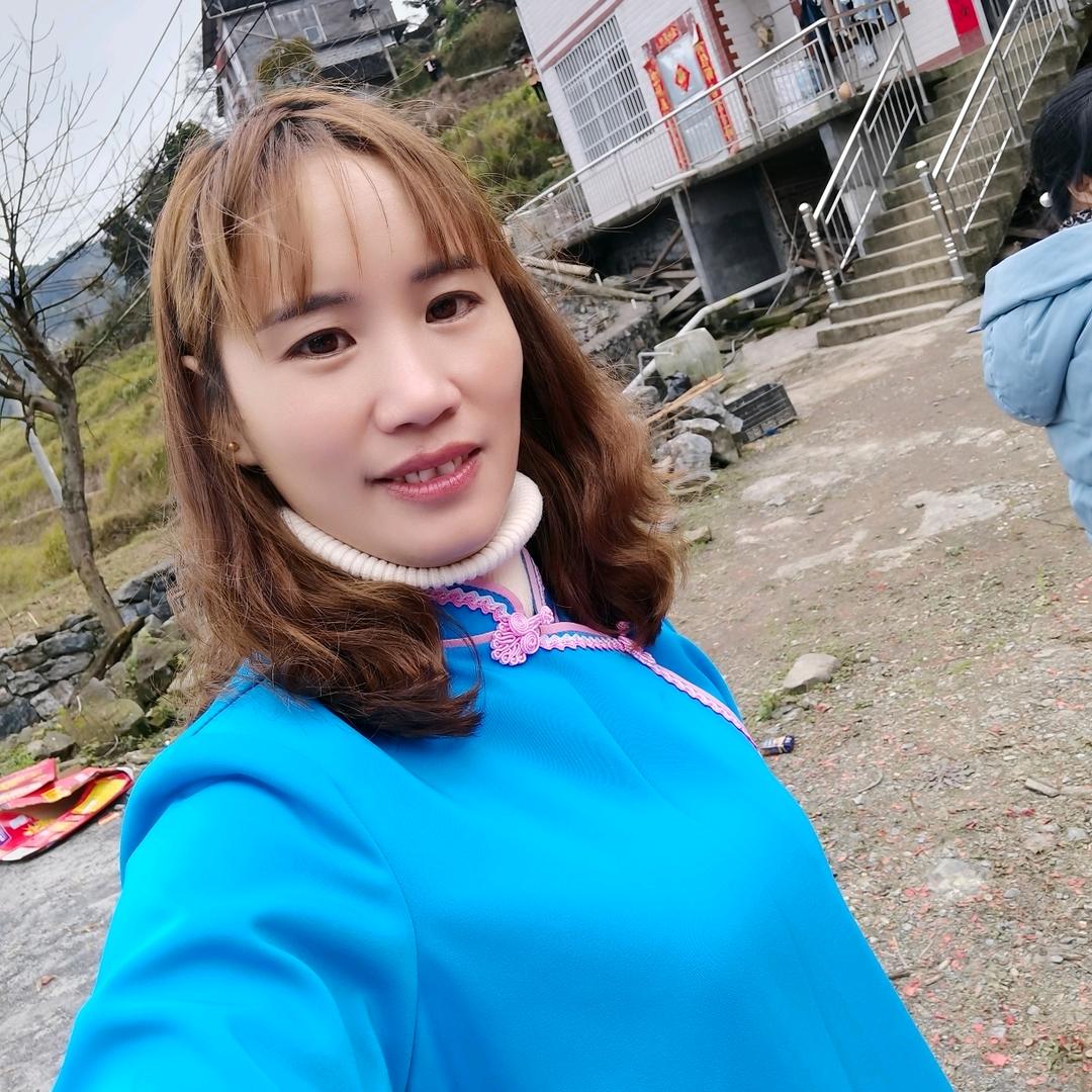 ഒᩚ᭄笑着💔退场᭨ᮩ