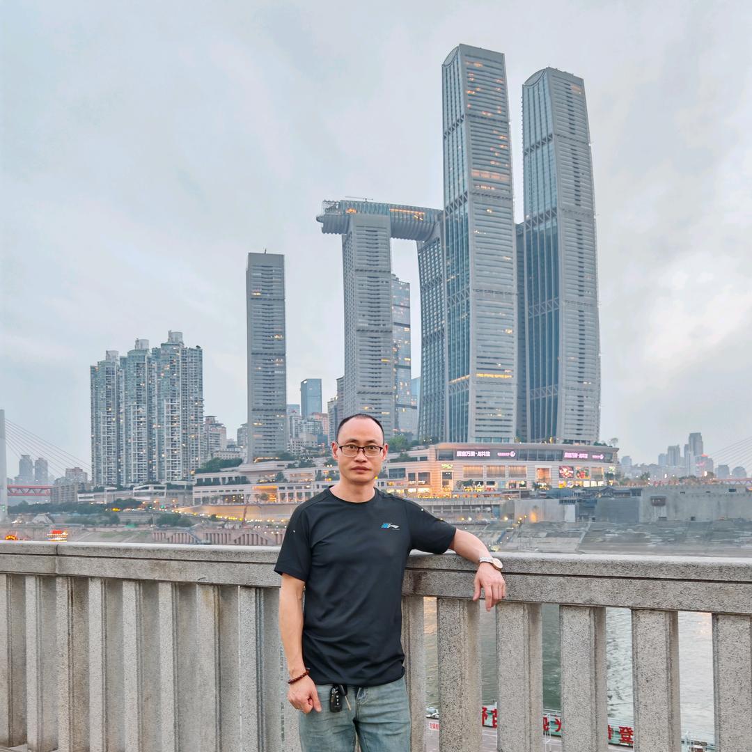 兴哥《助农助残在路上》