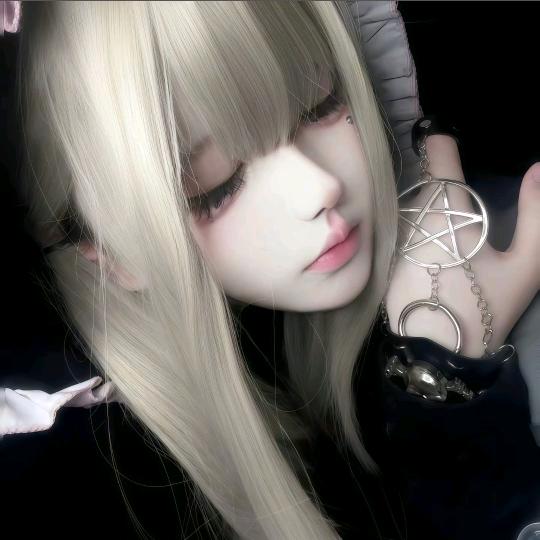 漫季妤.⁷³¹
