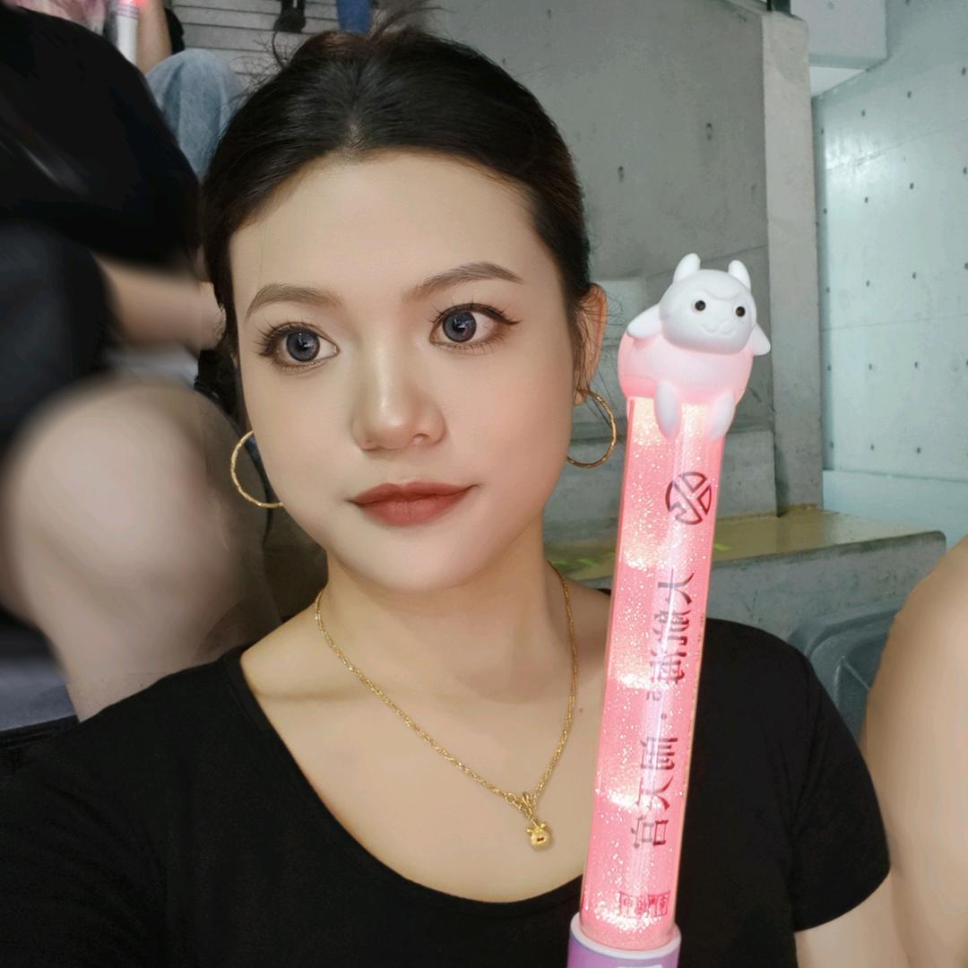 鄭笼包包