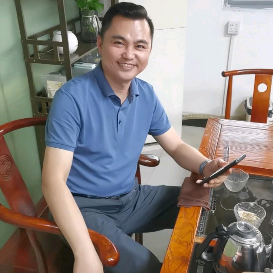 护童园服老秦