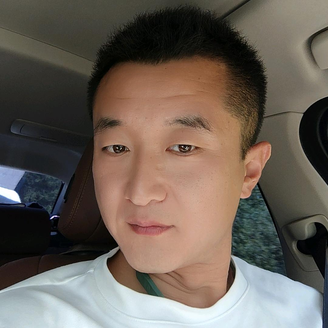 刘小龙